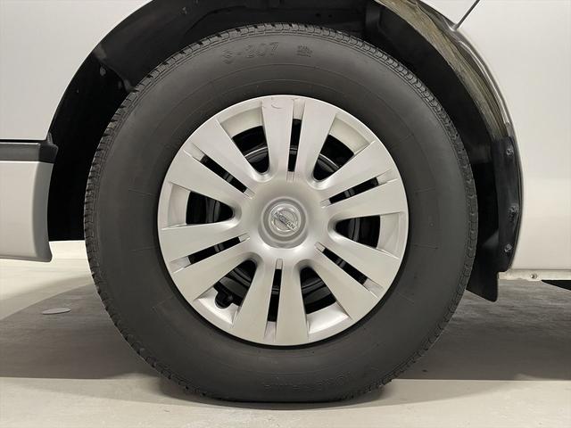 NV350キャラバンワゴン  福祉車両・送迎使用車・10人乗・走行28千K・ハイルーフ車・左電動スライドドア・左オートステップ・アシストグリップ・ナビ・TV・Bカメラ・禁煙車・PVガラス・リヤクーラー・リヤヒーター・オートライト(47枚目)