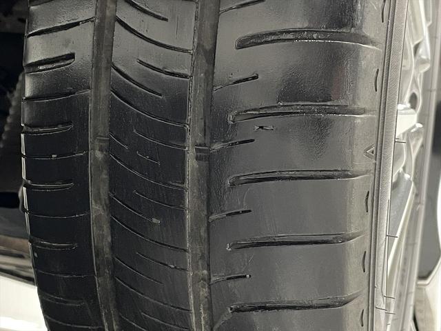 ヴォクシー ZS 福祉車両・手動スロープ・1台積・8人乗・トヨタセーフティセンス・左右電動スライドドア・プッシュスタート・スマートキー・ナビ・TV・Bカメラ・ニールダウン・電動ウィンチサード・電動車イス固定装置(49枚目)