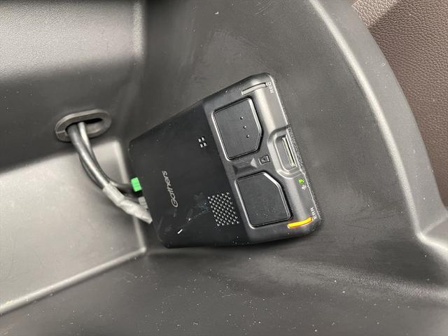 フリード  1.5G 福祉車両・助手席リフトUPシート・6人乗・走行11千K・ホンダセンシング・電動車イス収納装置・ナビ・TV・Bモニター・左右電動スライドドア・プッシュスタート・スマートキー・リモコン・禁煙車(23枚目)