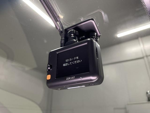 セレナ 　ハイウェイスター　福祉車両・助手席リフトＵＰシート・８人乗・Ｓ－ＨＶ・エマージェンシーブレーキ・リモコン有・全方位型モニター・ＴＶ・ナビ・Ｂモニター・後席モニター・左右電動スライドドア・ＥＴＣ（35枚目）