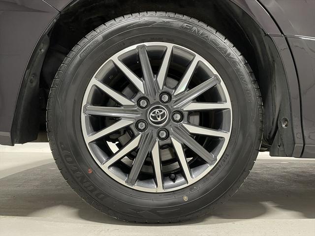 ヴォクシー 　ＺＳ　福祉車両・後席リフトＵＰシート７人乗・車検Ｒ９年５月迄・トヨタセーフティセンス・ＴＶ・ナビ・Ｂカメラ・左電動スライドドア・スマートキー・プッシュスタート・リモコン・折り畳み車イス固定ベルト（43枚目）