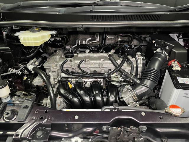 ヴォクシー 　ＺＳ　福祉車両・後席リフトＵＰシート７人乗・車検Ｒ９年５月迄・トヨタセーフティセンス・ＴＶ・ナビ・Ｂカメラ・左電動スライドドア・スマートキー・プッシュスタート・リモコン・折り畳み車イス固定ベルト（47枚目）