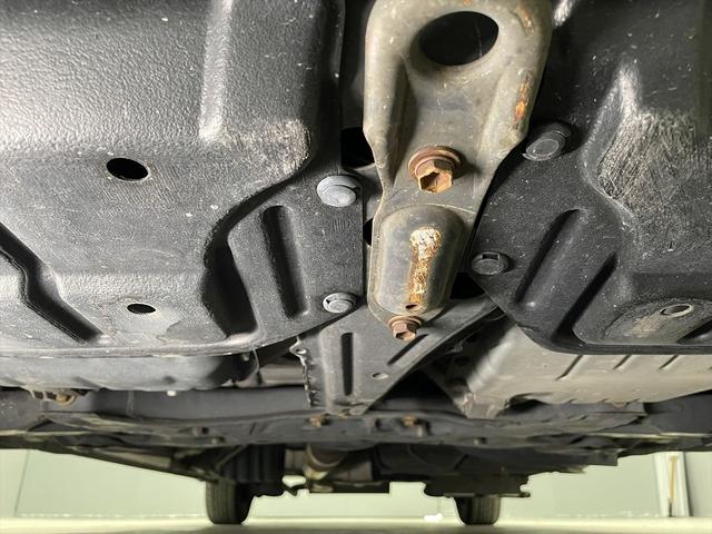 ヴォクシー 福祉車両・電動スロープ・2台積・7人乗・走行64千K・タイプ1・TV・ナビ・Bカメラ・左電動スライドドア・左オートステップ・キーレス・ニールダウン・電動ウィンチセカンドサード・無線ウィンチリモコン(47枚目)