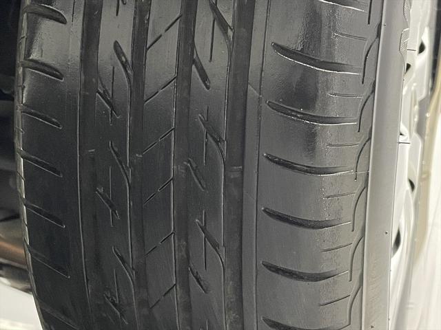 ヴォクシー 福祉車両・電動スロープ・2台積・7人乗・走行64千K・タイプ1・TV・ナビ・Bカメラ・左電動スライドドア・左オートステップ・キーレス・ニールダウン・電動ウィンチセカンドサード・無線ウィンチリモコン(53枚目)