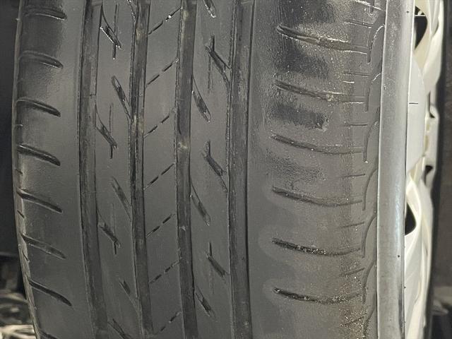 ヴォクシー 福祉車両・電動スロープ・2台積・7人乗・走行64千K・タイプ1・TV・ナビ・Bカメラ・左電動スライドドア・左オートステップ・キーレス・ニールダウン・電動ウィンチセカンドサード・無線ウィンチリモコン(54枚目)