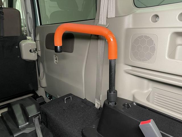 エブリイワゴン 　福祉車両・手動スロープ・１台積・４人乗・走行５９千Ｋ・スズキセーフティサポート・リヤ分割シート・リクライニング車椅子乗車カノウ・左電動オートステップ・プッシュスタート・スマートキー・ナビＴＶ・Ｂカメラ（27枚目）