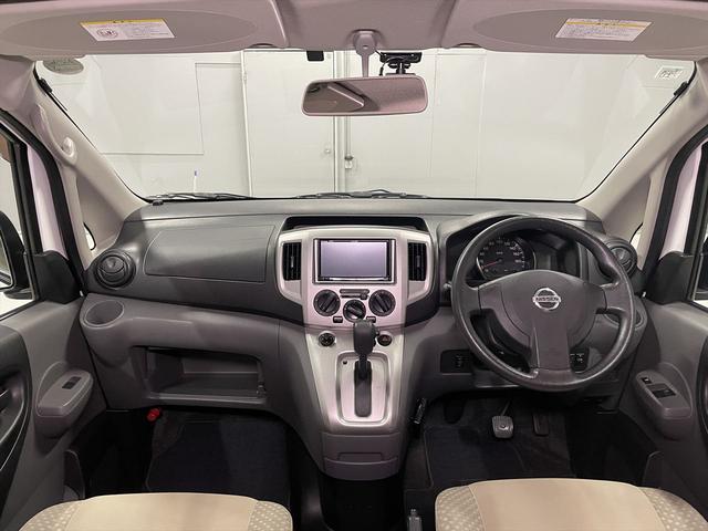 ＮＶ２００バネットワゴン 　福祉車両・手動スロープ・２台積・６人乗・走行７１千Ｋ・左オートステップ・ＥＴＣ・ナビ・ストラーダ・ＴＶ・ドラレコ・アシストグリップ・電動ウィンチセカンド・無線ウィンチリモコン・車椅子後退防止装置サード（36枚目）