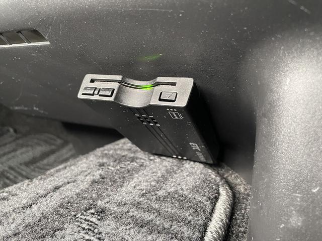 レジアスエースバン 　福祉車両・電動リフター・２台積・１０人乗・Ｂタイプ・トヨタセーフティセンス・左電動スライドドア・ＴＶ・ナビ・左オートステップ・キーレス・ＰＶガラス・アシストグリップ・ストレッチャー乗車カノウ・禁煙車（34枚目）