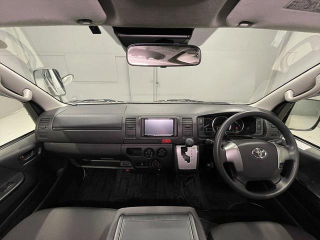 レジアスエースバン 　福祉車両・電動リフター・２台積・１０人乗・Ｂタイプ・トヨタセーフティセンス・左電動スライドドア・ＴＶ・ナビ・左オートステップ・キーレス・ＰＶガラス・アシストグリップ・ストレッチャー乗車カノウ・禁煙車（39枚目）