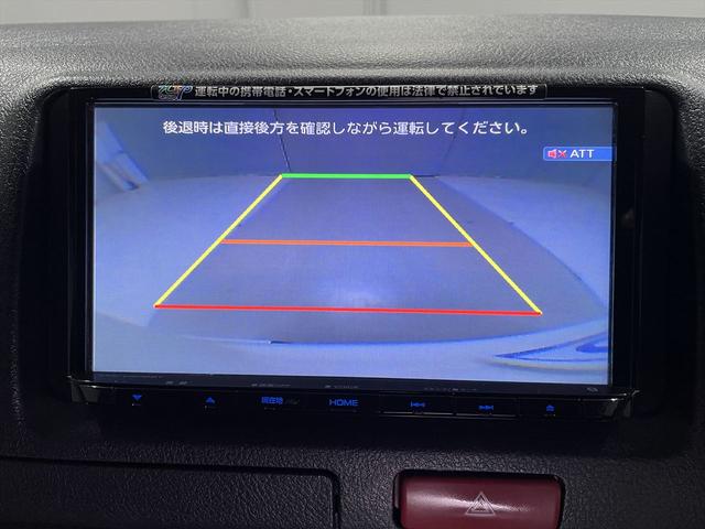 レジアスエースバン 　福祉車両・電動リフター・２台積・１０人乗・Ｂタイプ・トヨタセーフティセンス・左電動スライドドア・ＴＶ・ナビ・左オートステップ・キーレス・ＰＶガラス・アシストグリップ・ストレッチャー乗車カノウ・禁煙車（42枚目）