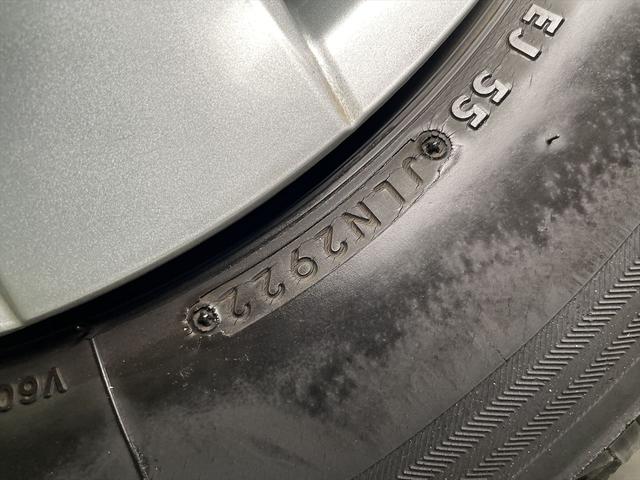 レジアスエースバン 　福祉車両・電動リフター・２台積・１０人乗・Ｂタイプ・トヨタセーフティセンス・左電動スライドドア・ＴＶ・ナビ・左オートステップ・キーレス・ＰＶガラス・アシストグリップ・ストレッチャー乗車カノウ・禁煙車（52枚目）