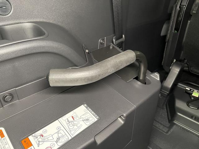 シエンタ 　１．５Ｘ　福祉車両・手動スロープ・１台積・５人乗・走行４１６Ｋ・タイプ１・セカンドシート付・トヨタセーフティセンス・純正ＴＶ・ナビ・Ｂモニター・純正１２インチ後席モニター・左電動スライドドア・ＩＣＳ（25枚目）