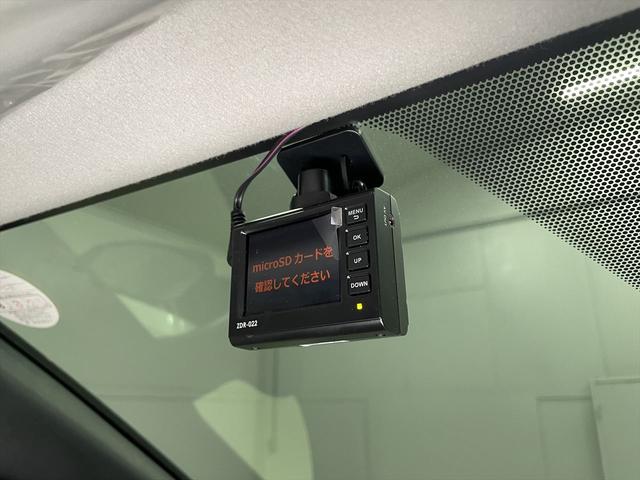 販売後も安心を。福祉装置の取扱・操作方法講習会や、介護タクシー・デイサービス法人様向け安全運転講習会を実施。車椅子のまま乗れる車の安全利用をサポートします。