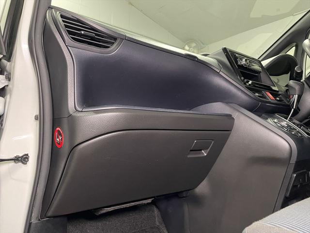 福祉車両は車イスの形状や身長、体格に合った選び方が大切です。車椅子のまま乗れる車など、お持ちの車イスを実際に乗せて試すことが可能ですので、ぜひご持参ください。