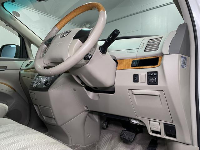 エスティマ 　アエラス　福祉車両・助手席リフトＵＰシート・８人乗・走行４４千Ｋ・Ａタイプ・左電動スライドドア・ＴＶ・ナビ・Ｂカメラ・クルーズコントロール・プッシュスタート・スマートキー・ウッドハンドル・リモコン（33枚目）