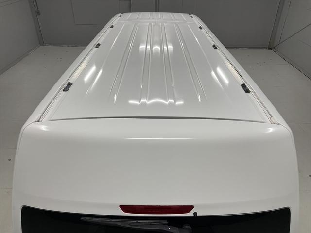 ＮＶ３５０キャラバンバン 　福祉車両・電動リフター・２台積・走行８８千Ｋ・エマージェンシーブレーキ・左オートステップ・ＰＶガラス・アシストグリップ・キーレス・ストレッチャー乗車カノウ・電動車イス固定装置２台・車いす収納スペース（47枚目）