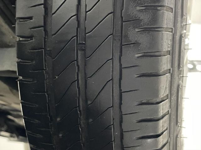 ＮＶ３５０キャラバンバン 　福祉車両・電動リフター・２台積・走行８８千Ｋ・エマージェンシーブレーキ・左オートステップ・ＰＶガラス・アシストグリップ・キーレス・ストレッチャー乗車カノウ・電動車イス固定装置２台・車いす収納スペース（56枚目）