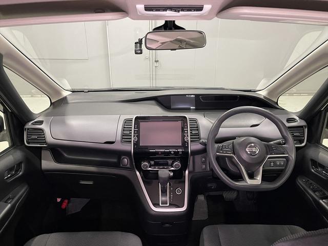 セレナ 福祉車両・助手席リフトUPシート・8人乗・S-HV・エマージェンシーブレーキ・左オートステップ・社外アルミ・フリップダウンモニター・左右電動スライドドア・プッシュスタート・インテリジェントキー・TV(31枚目)