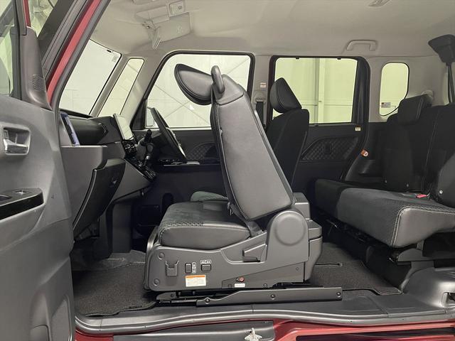 タント 　カスタム　福祉車両・助手席リフトＵＰシート・４人乗・走行１２千Ｋ・スマートアシスト・ワンオーナー・純正アルミ・フォグランプ・プッシュスタート・大型ＴＶ・ナビ・Ｂモニター・スマートキー・リモコン（15枚目）