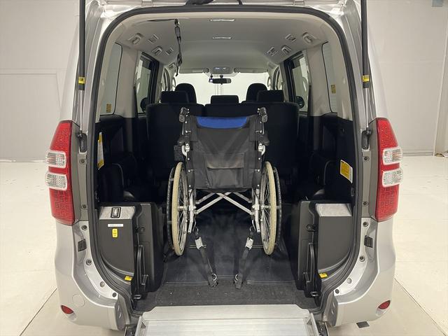 �����ԗ��̑�Ԃ��L�x�ɂ��p�ӂ��Ă��܂��B�Ԉ֎q�̂܂܏���Ԃ�A�Ԃ��������Ή��Ԃ��������܂��̂ŁA���C�y�ɂ����k���������B