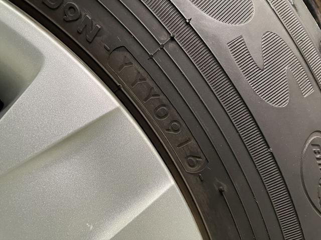 ノア 　福祉車両・手動スロープ・１台積・７人乗・走行３３千Ｋ・タイプ１・リクライニング車いす乗車カノウ・ＴＶ・ナビ・Ｂモニター・ワンオーナー・左電動スライドドア・キーレス・ニールダウン・車椅子後退防止ベルト（46枚目）