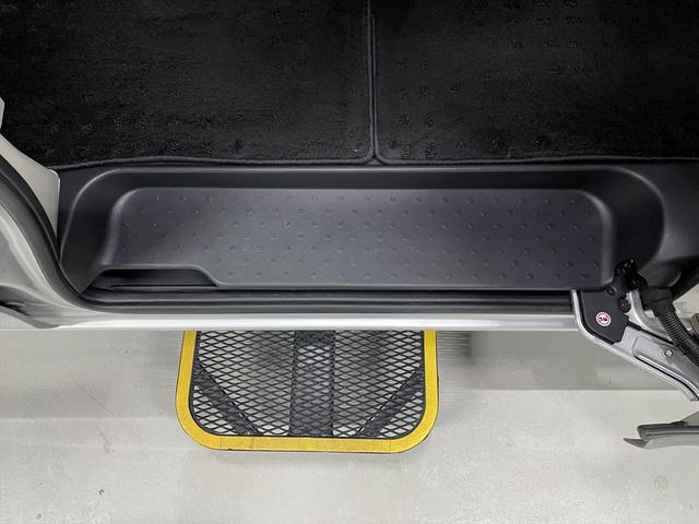 ���Ђ͕����ԗ������āE�G��āE�I�ׂ钆�Õ����ԗ����X�B�c�ƁE�����e�i���X�X�^�b�t�͗L���i�҂ł��B�Ԉ֎q�̂܂܏���Ԃ�Ԃ����Œ�ȂǁA�����ԗ��̂��Ƃ͕����ԗ��̂�������ɂ��C�����������I