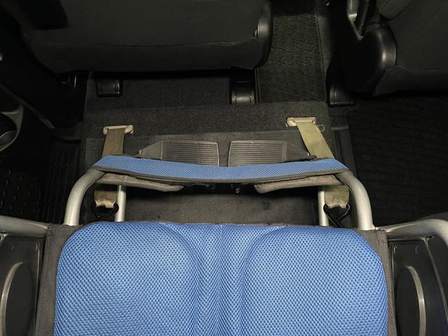 ノア 福祉車両・手動スロープ2台積7人乗・タイプ1・トヨタセーフティセンス・TV・ナビ・Bモニター・左右電動スライドドア・社外アルミ・純正フォグランプ・プッシュスタート・スマートキー・ドラレコ・ニールダウン(25枚目)