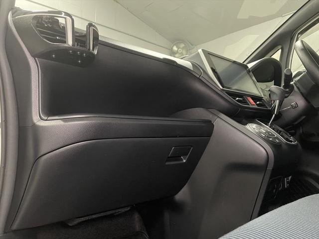 ノア 福祉車両・手動スロープ2台積7人乗・タイプ1・トヨタセーフティセンス・TV・ナビ・Bモニター・左右電動スライドドア・社外アルミ・純正フォグランプ・プッシュスタート・スマートキー・ドラレコ・ニールダウン(37枚目)