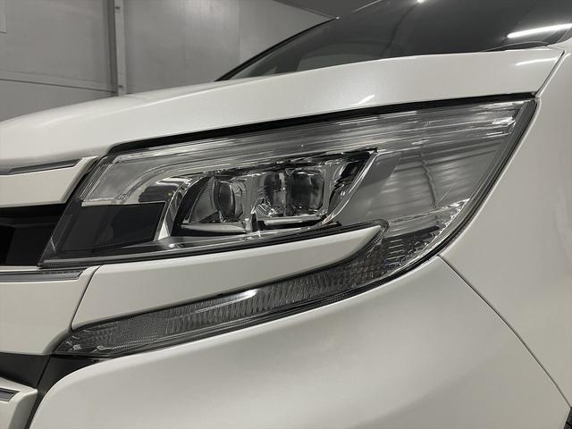 ノア 福祉車両・手動スロープ2台積7人乗・タイプ1・トヨタセーフティセンス・TV・ナビ・Bモニター・左右電動スライドドア・社外アルミ・純正フォグランプ・プッシュスタート・スマートキー・ドラレコ・ニールダウン(47枚目)