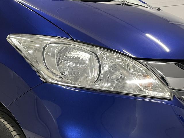 �����ԗ��͎ԃC�X�̌`���g���A�̊i�ɍ������I�ѕ�����؂ł��B�Ԉ֎q�̂܂܏���ԂȂǁA�������̎ԃC�X�����ۂɏ悹�Ď������Ƃ��\�ł��̂ŁA���Ђ����Q���������B