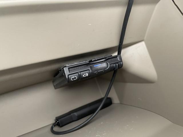 �������u�̏C���E�_�������X�^�b�t���T�|�[�g�B�����̕��ɂ͕����ԗ��戵�m�̎��i�����ߗא����H������Љ�܂��B�i�Ԃ����Œ葕�u�A�X�g���b�`���[�Ή����j