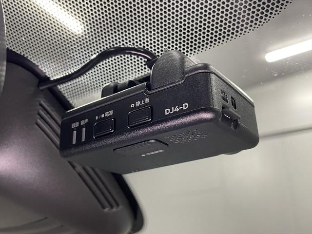 セレナ 　福祉車両・手動スロープ・１台積・７人乗・走行５０千Ｋ・ｅパワー・エマージェンシーブレーキ・純正９インチナビ・ＴＶ・アラウンドビューモニター・左電動スライドドア・ニールダウン・電動ウインチサード・禁煙車（34枚目）