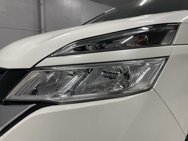 セレナ 　福祉車両・手動スロープ・１台積・７人乗・走行５０千Ｋ・ｅパワー・エマージェンシーブレーキ・純正９インチナビ・ＴＶ・アラウンドビューモニター・左電動スライドドア・ニールダウン・電動ウインチサード・禁煙車（44枚目）