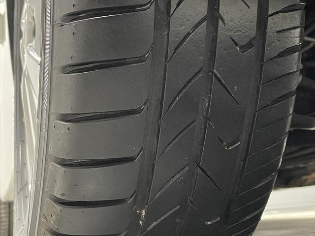 セレナ 　福祉車両・手動スロープ・１台積・７人乗・走行５０千Ｋ・ｅパワー・エマージェンシーブレーキ・純正９インチナビ・ＴＶ・アラウンドビューモニター・左電動スライドドア・ニールダウン・電動ウインチサード・禁煙車（47枚目）