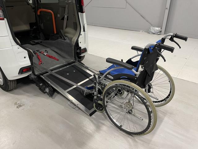 �����ԗ��̑�Ԃ��L�x�ɂ��p�ӂ��Ă��܂��B�Ԉ֎q�̂܂܏���Ԃ�A�Ԃ��������Ή��Ԃ��������܂��̂ŁA���C�y�ɂ����k���������B