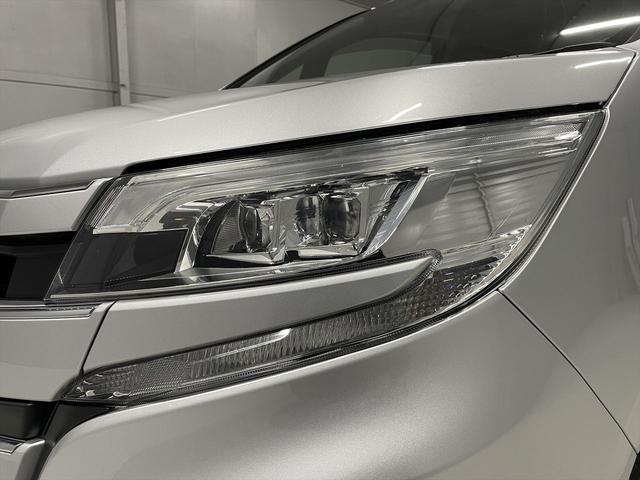 ノア 福祉車両・助手席リフトUPシート・8人乗・走行38千K・トヨタセーフティセンス・TV・ナビ・Bモニター・左電動スライドドア・クルーズコントロール・キーレス・リモコン・折リ畳ミ車イス固定ベルト・禁煙車(40枚目)