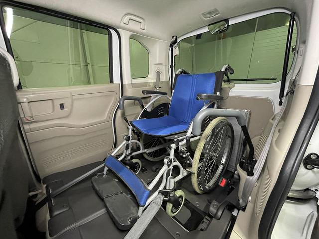 Ｎ－ＢＯＸ 　福祉車両・手動スロープ・１台積・４人乗・走行６４千Ｋ・ホンダセンシング・左右スライドドア・ＣＤオーディオ・電動ウィンチサード・無線ウィンチリモコン・ラッシングベルト・スマートキー・プッシュスタート（19枚目）