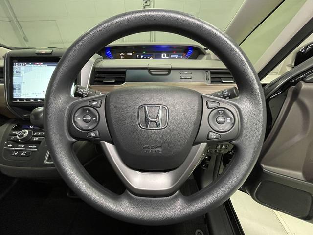 �����ԗ��戵�m�X�y�V�����X�g�i��Ёj���{�������q����̎��i�҂������ݐЁB�c�Ƃ��烁���e�i���X�܂Ńv���W�c�B�Ԃ����A�X�g���b�`���[�ȂǁA�ǂ�Ȃ��Ƃł������k���������B