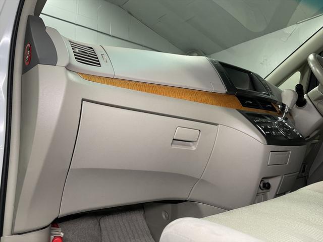 �����ԗ��戵�m�X�y�V�����X�g�i��Ёj���{�������q����̎��i�҂������ݐЁB�c�Ƃ��烁���e�i���X�܂Ńv���W�c�B�Ԃ����A�X�g���b�`���[�ȂǁA�ǂ�Ȃ��Ƃł������k���������B