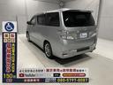 　福祉車両・電動スロープ・２台積・７人乗・タイプ１・電動ウィンチ前後・ＴＶ・ナビ・Ｂカメラ・左電動スライドドア・ウィンチリモコン・ラッシングベルト・電動車イス固定装置・左右スライドドア・スマートキー（32枚目）