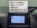 福祉車両・手動スロープ・2台積・7人乗・走行41千K・タイプ1・ナビ・TV・Bカメラ・左電動スライドドア・ドラレコ・ニールダウン・前後車椅子後退防止ベルト・電動車イス固定装置・左右SD昇降ぐち手すり付(67枚目)