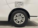 タイヤは現状渡しになります。詳しくはスタッフまでお問い合わせ下さい。