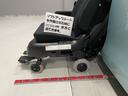 リフトアップシートを作動させた時に約100cm車外に出てきます