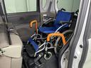 ※車イス・ストレッチャーは車両には付いていません。