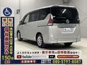 福祉車両は車イスの形状や身長、体格に合った選び方が大切です。車椅子のまま乗れる車など、お持ちの車イスを実際に乗せて試すことが可能ですので、ぜひご持参ください。