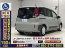 販売後も安心を。福祉装置の取扱・操作方法講習会や、介護タクシー・デイサービス法人様向け安全運転講習会を実施。車椅子のまま乗れる車の安全利用をサポートします。
