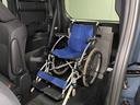 ※車イス・ストレッチャーは車両には付いていません。