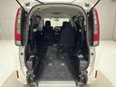 　福祉車両・手動スロープ・２台積・７人乗・走行６９千Ｋ・４ＷＤ・ＣＤラジオ・左電動スライドドア・キーレス・ドラレコ・車イス後退防止ベルトセカンドサード・電動車イス固定装置セカンドサード・左右スライドドア（9枚目）