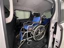 　福祉車両・手動スロープ・２台積・７人乗・走行６９千Ｋ・４ＷＤ・ＣＤラジオ・左電動スライドドア・キーレス・ドラレコ・車イス後退防止ベルトセカンドサード・電動車イス固定装置セカンドサード・左右スライドドア（28枚目）