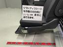 福祉車両・助手席リフトUPシート・8人乗・S-HV・エマージェンシーブレーキ・左オートステップ・社外アルミ・フリップダウンモニター・左右電動スライドドア・プッシュスタート・インテリジェントキー・TV(13枚目)